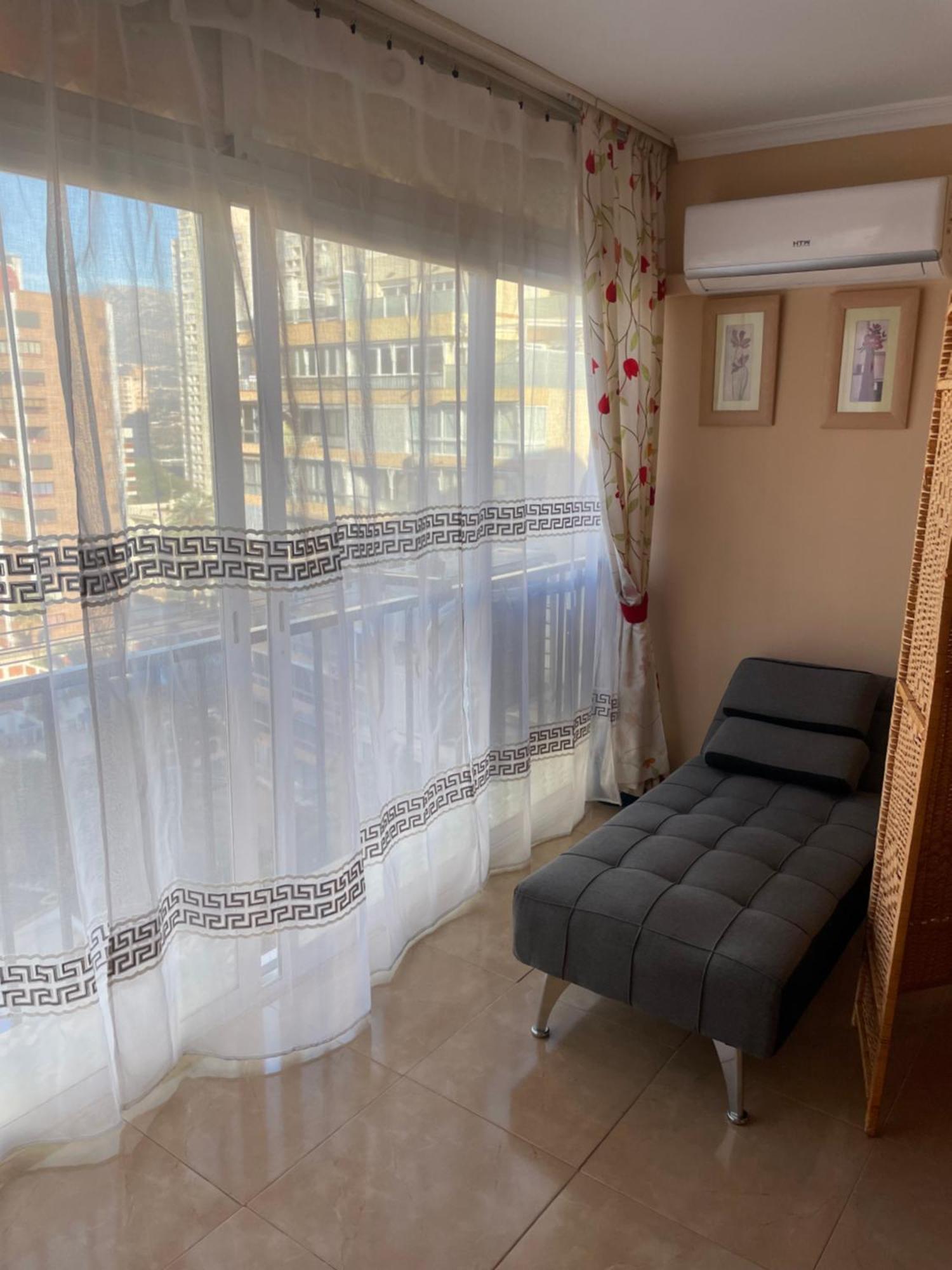Bermudas-Turis Apartamentos Benidorm Ngoại thất bức ảnh